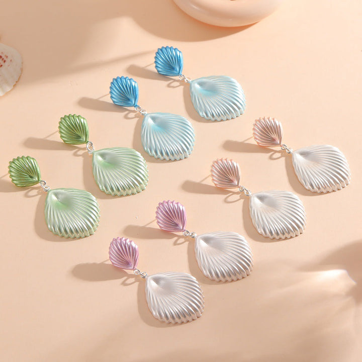 Ladies Hanging Earrings in Elegant Shell Design Land Girl