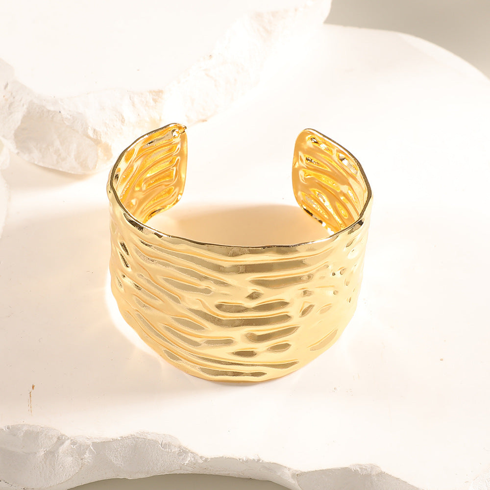 Women Open Bangle with Artistic Relief Design Land Girl