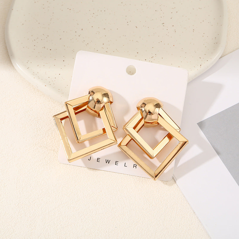 Women's Hanging Earrings with Square Design and Glossy Surface Land Girl