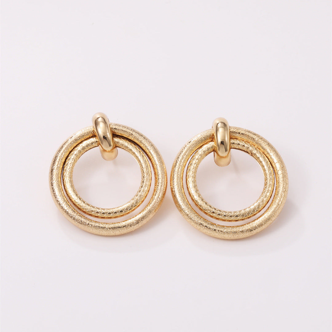 Women's Hanging Earrings with Elegant, Curved Ring Design Land Girl