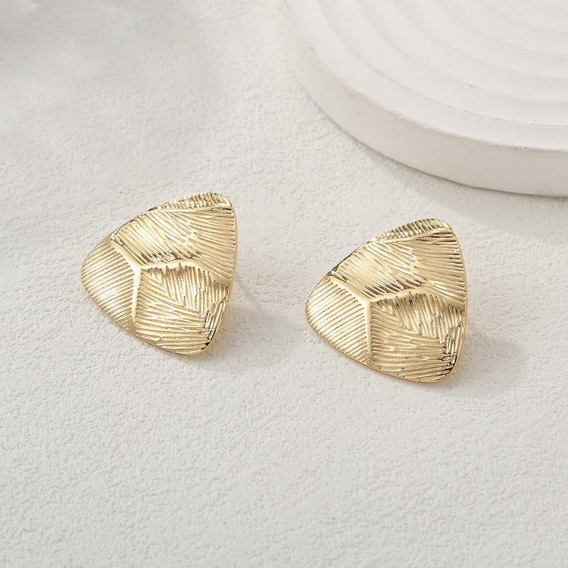 Women's Hanging Earrings with Floral Elements and Elegant Design Land Girl