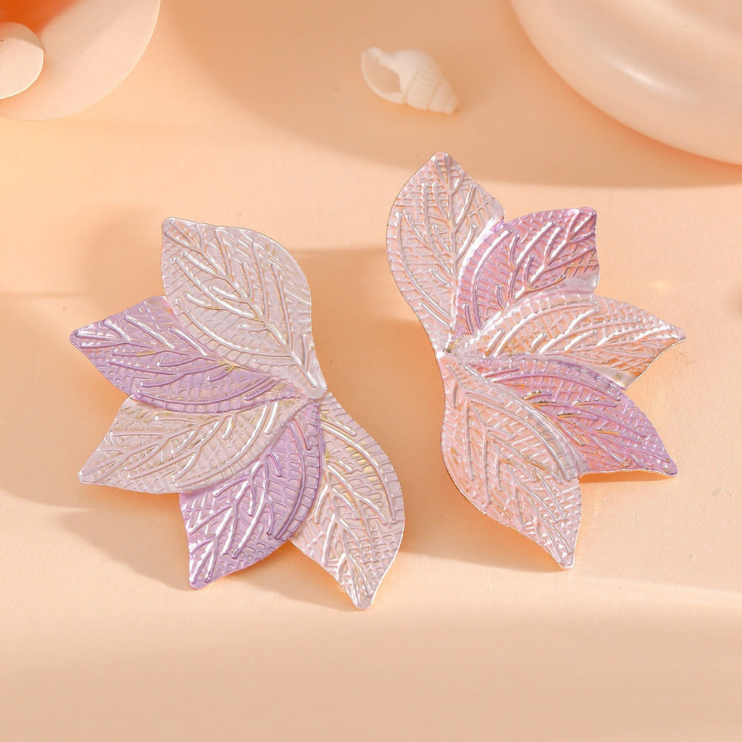 Women’s hair accessory with elaborate leaf design Land Girl