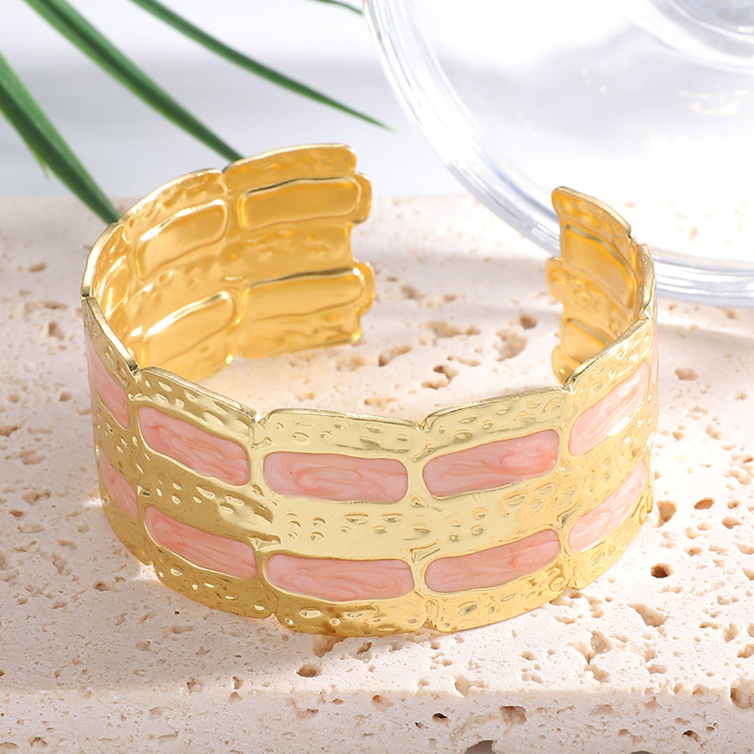 Women's Elegant and Stylish Arm Cuff Land Girl