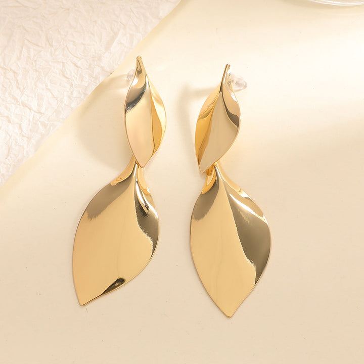 Women Hanging Earrings with Elegant Leaf Shape and Luxurious Finish Land Girl