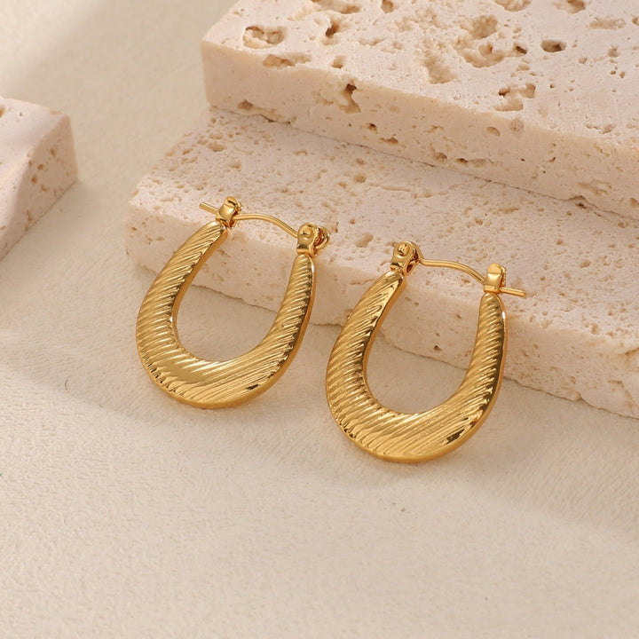 Women's Hanging Earrings with Integrated, Textured Design Land Girl