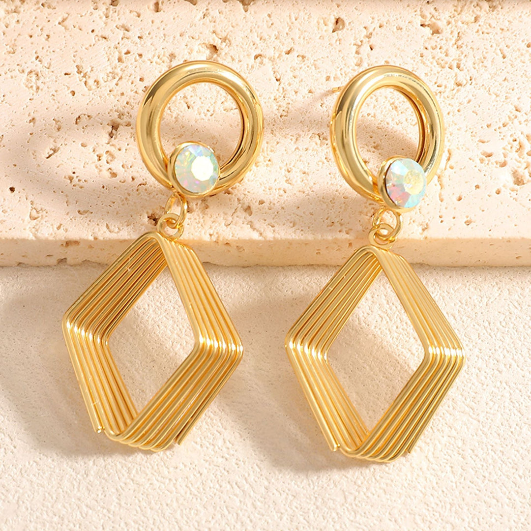 Women's Design Earrings with Geometric Wire Motif Land Girl