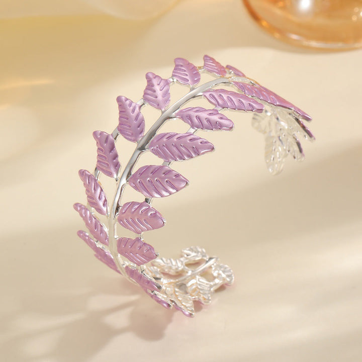 Ladies bracelet in elegant leaf design Land Girl