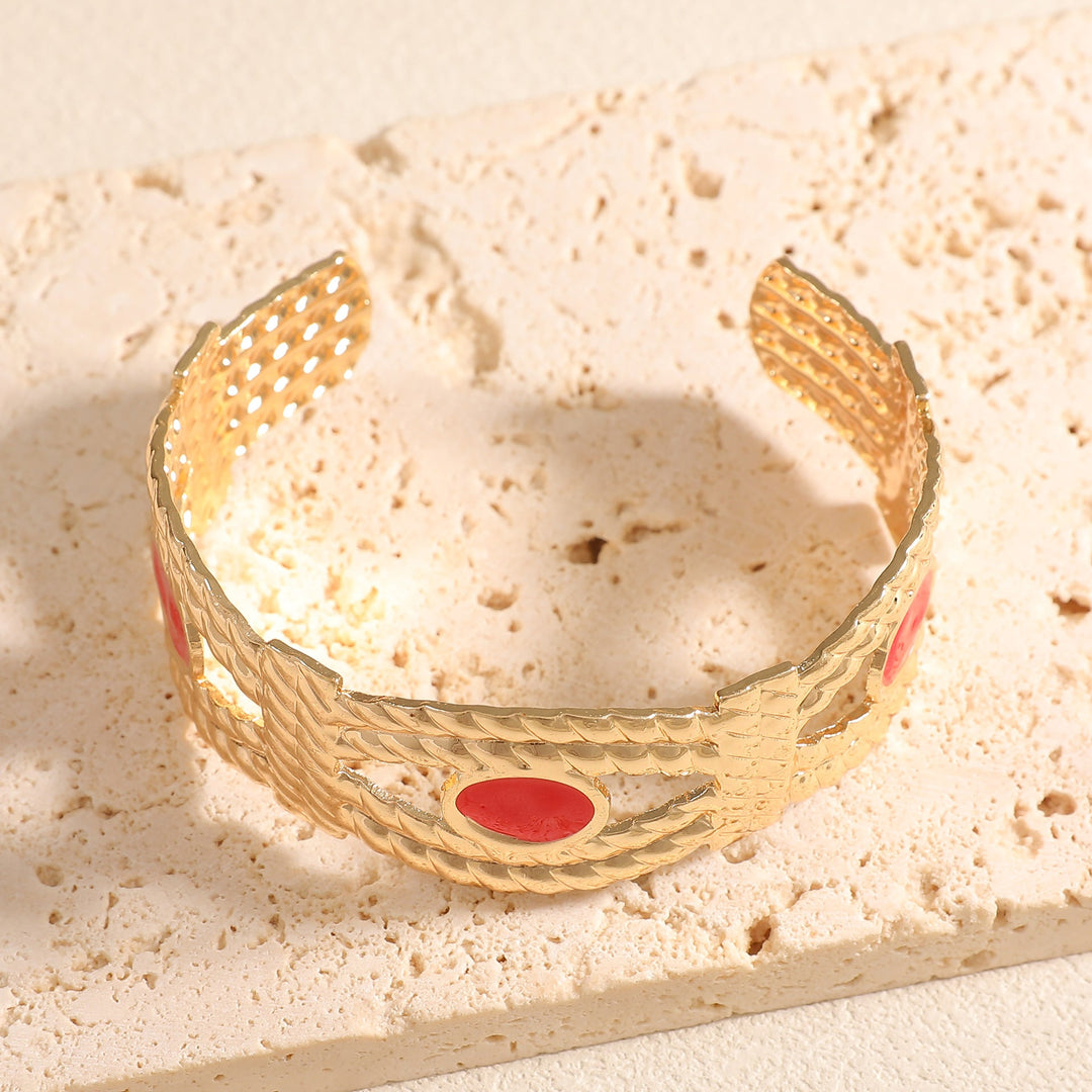 Women Open Bangle with Artistic Braiding Pattern Land Girl