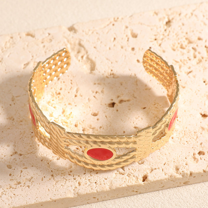 Women Open Bangle with Artistic Braiding Pattern Land Girl