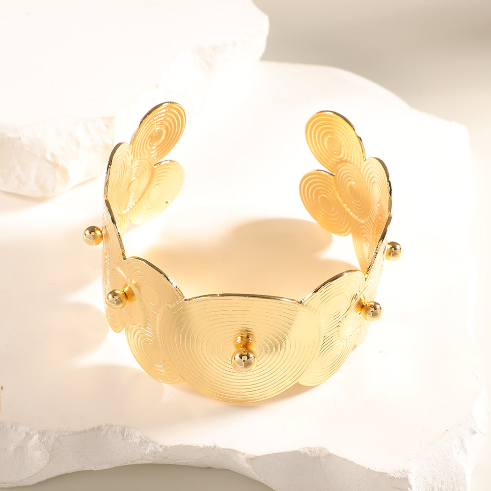 Women Open Bangle with Artistic Relief Design Land Girl