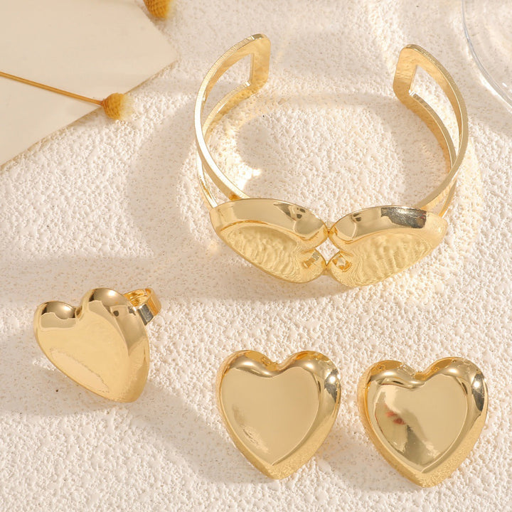 Women's Open Bangle with Elegant Heart Shape Land Girl