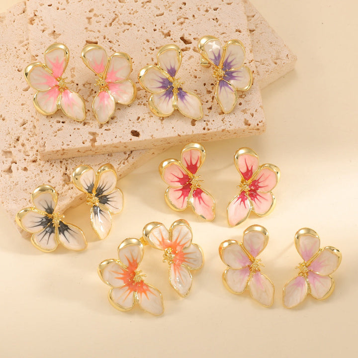 Women's ear clips in elegant floral design with a glossy coating Land Girl