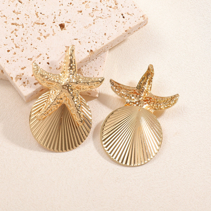 Women's ear clips in luxurious shell and starfish design Land Girl