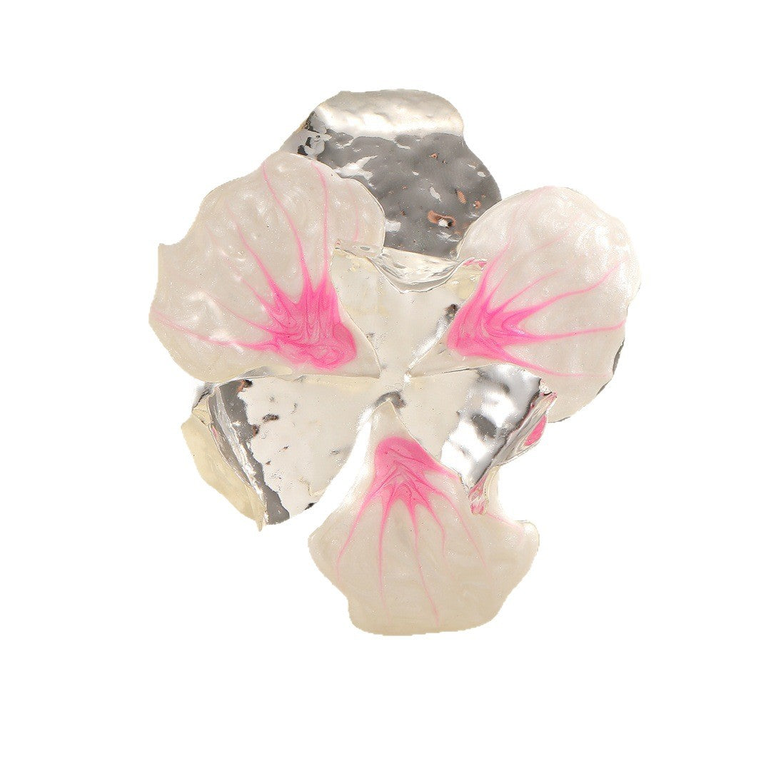 Women's flower-shaped ring made of shiny metal and high-quality epoxy resin Land Girl