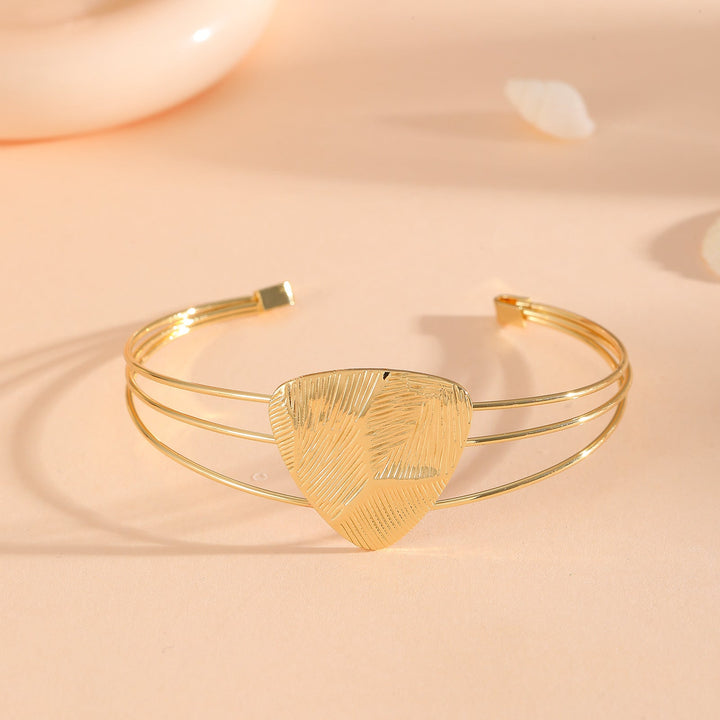 Women's bracelet with intricate bow design Land Girl