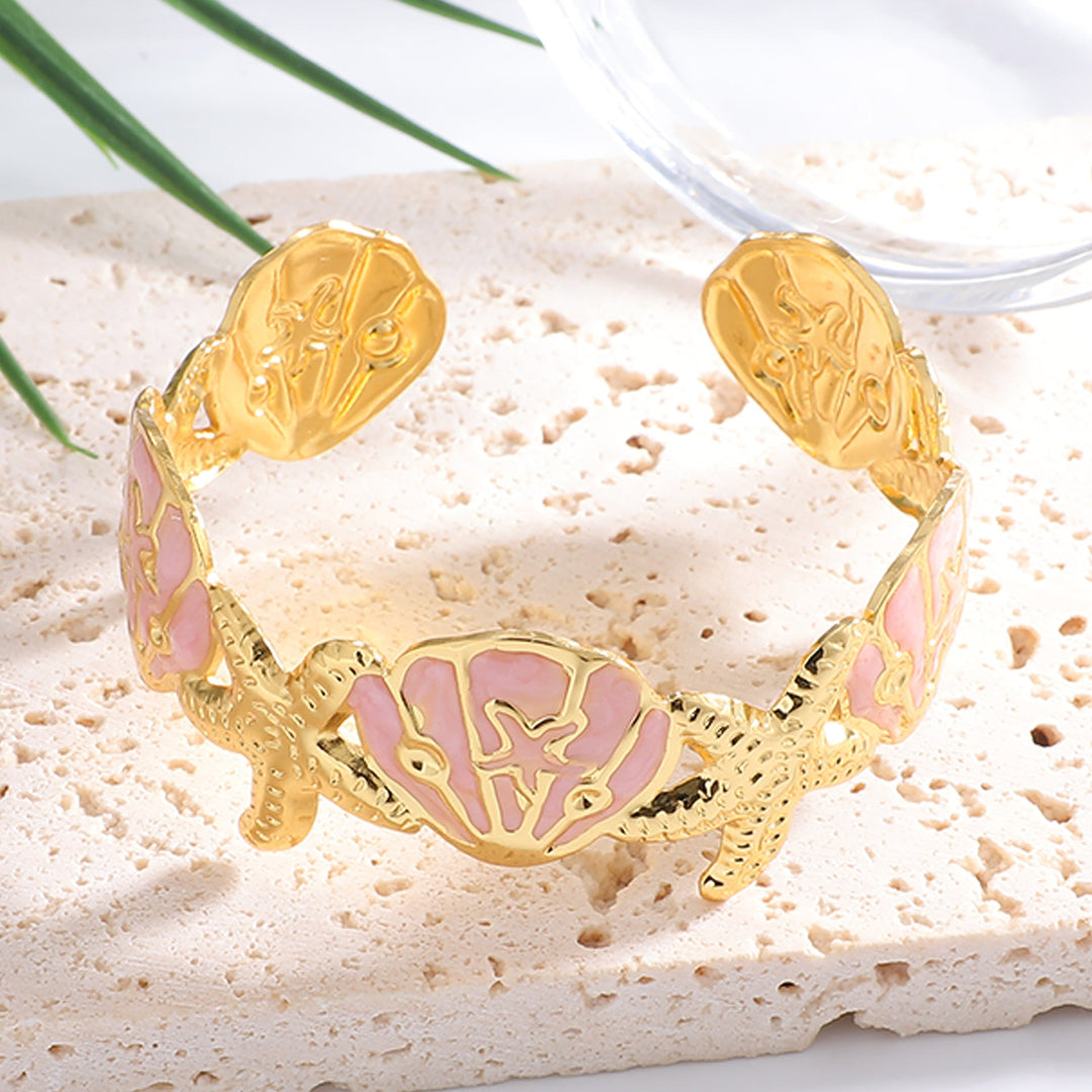 Ladies Elegant Wave-Shaped Bracelets Land Girl