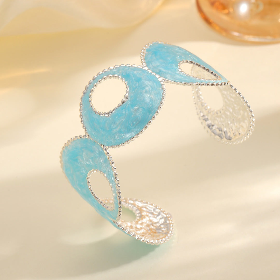 Women Open Bangle with artistic, multicolored design Land Girl
