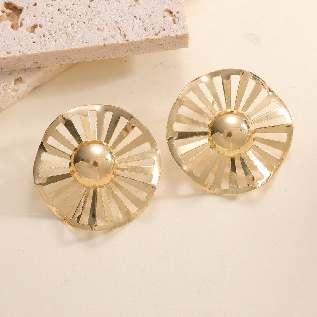 Ladies fashionable statement earrings with luxurious, geometric design Land Girl