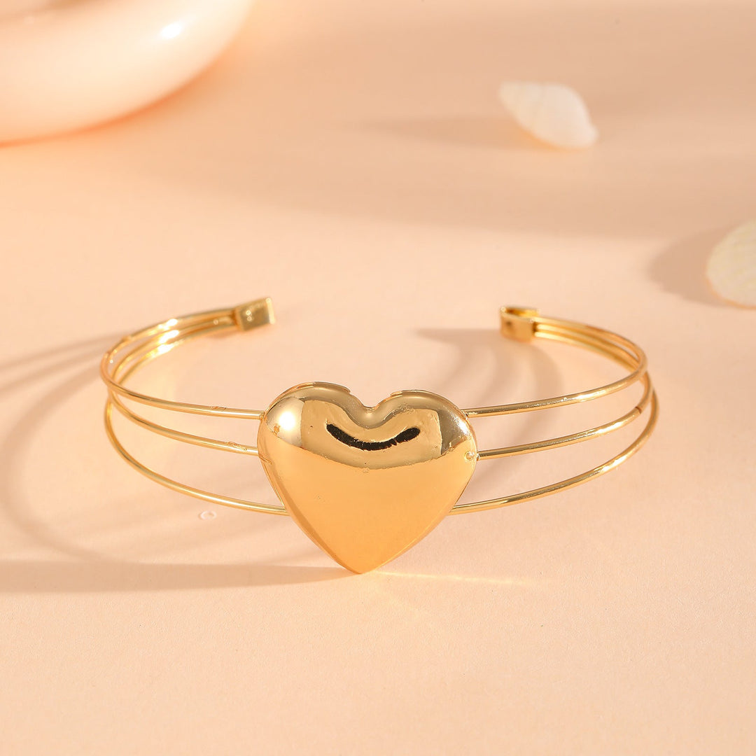 Women's bracelet with intricate bow design Land Girl