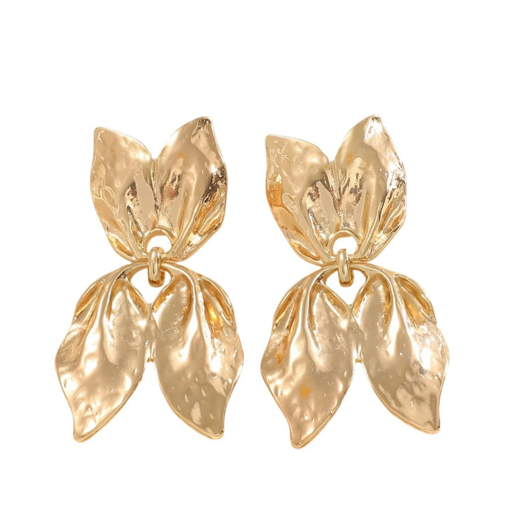 Ladies earrings in elegant leaf design Land Girl