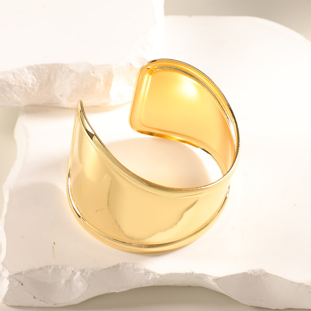 Women Open Bangle with Artistic Relief Design Land Girl