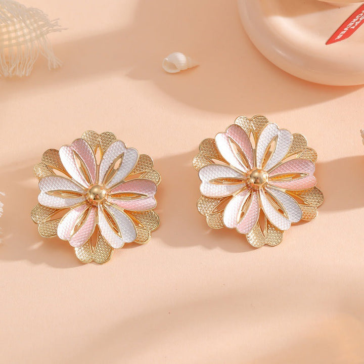 Ladies Hair Clips with Artistic Flower Design Land Girl