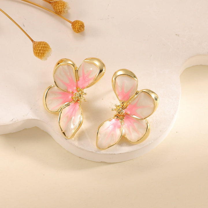 Women's ear clips in elegant floral design with a glossy coating Land Girl