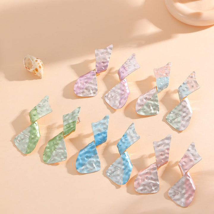 Ladies earrings in modern disc design Land Girl