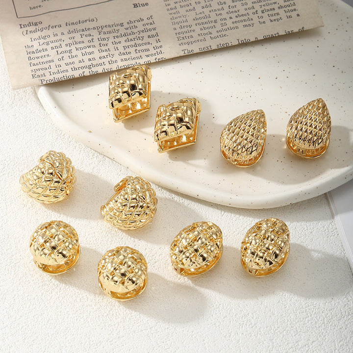 Women's Ear Clips with Elegant Pattern Land Girl