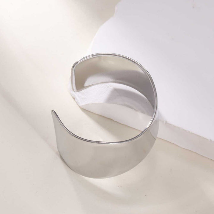 Women's Open Bangle with Elegant Wave Design Land Girl