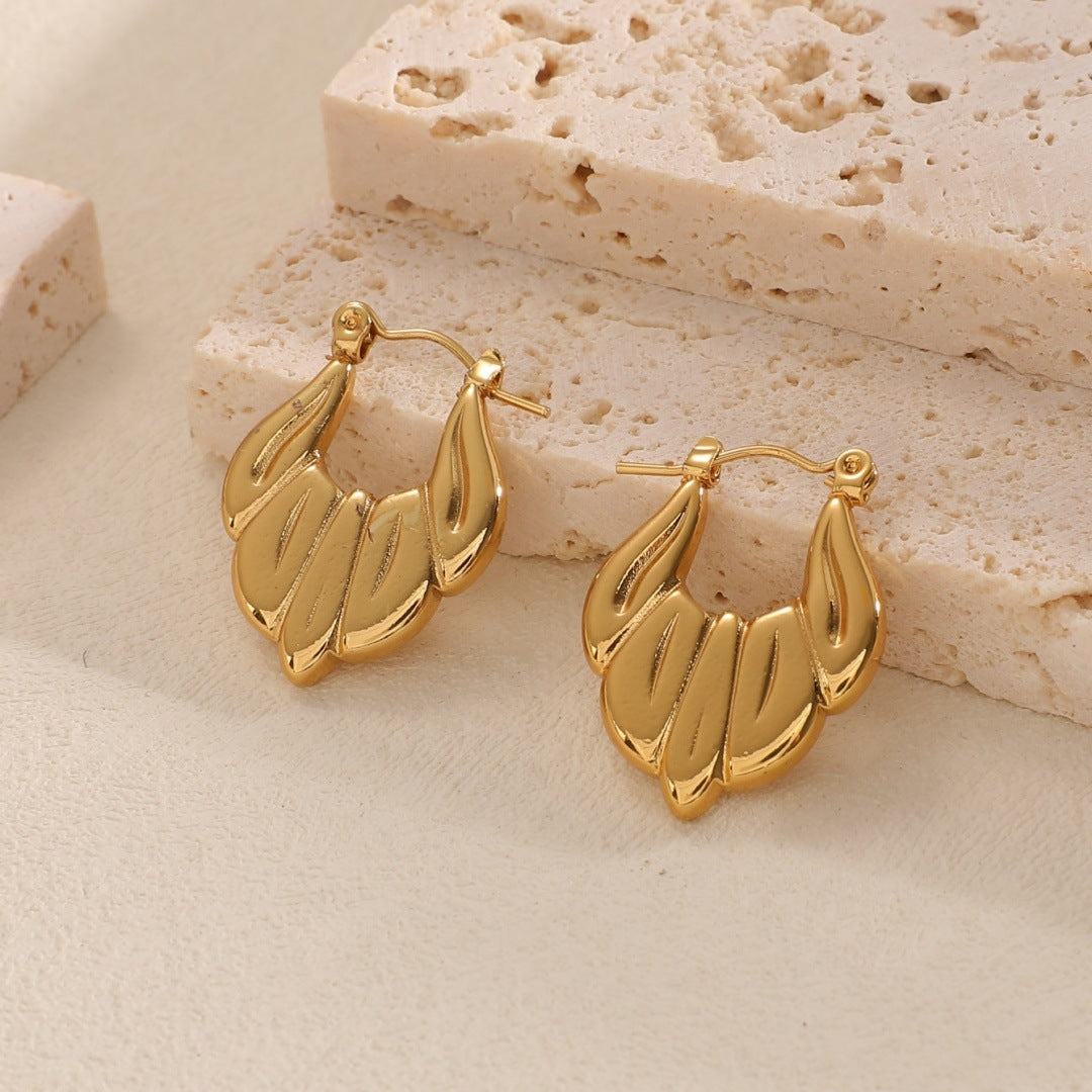 Women's Hanging Earrings with Integrated, Textured Design Land Girl