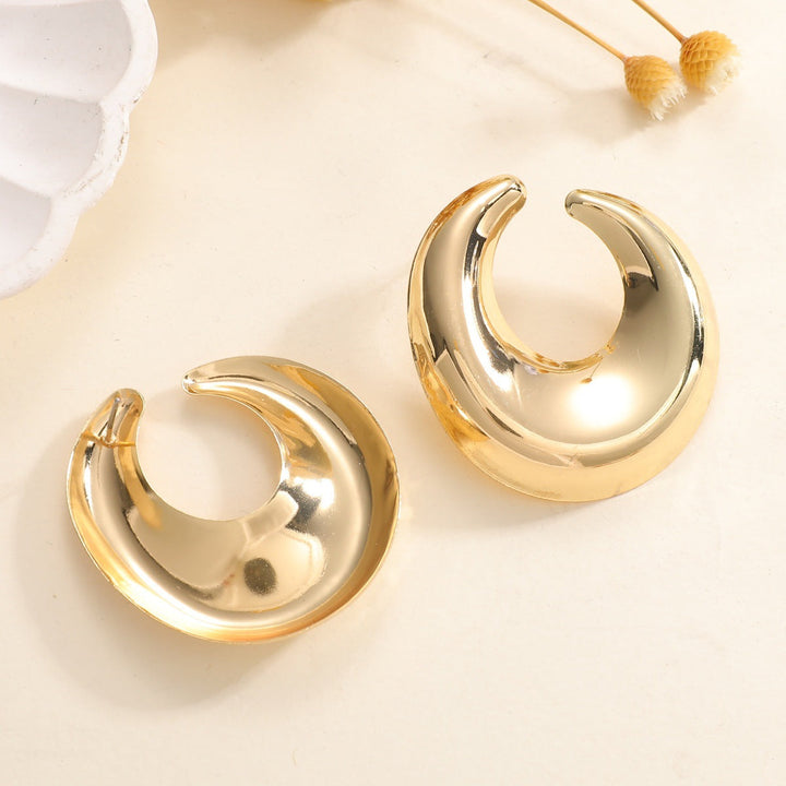 Women's earrings with elegant curved design Land Girl