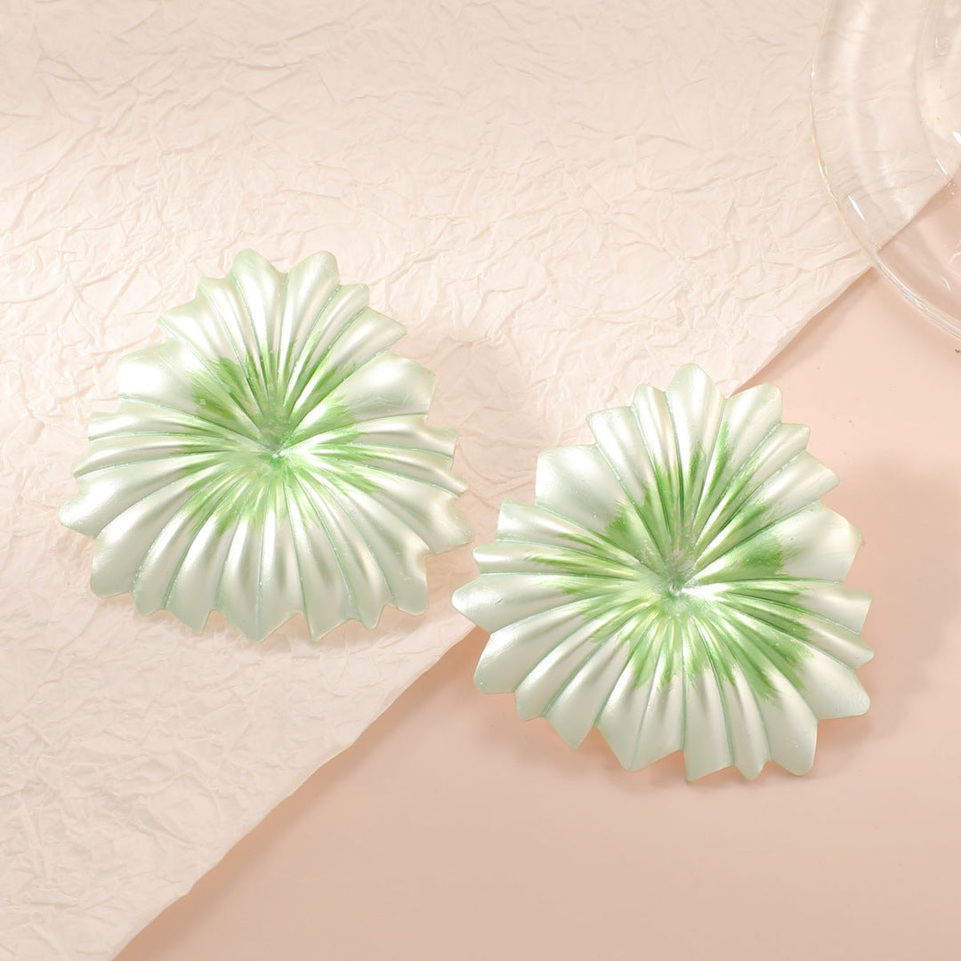 Women's Hair Clips in Elegant Plant Motif Land Girl