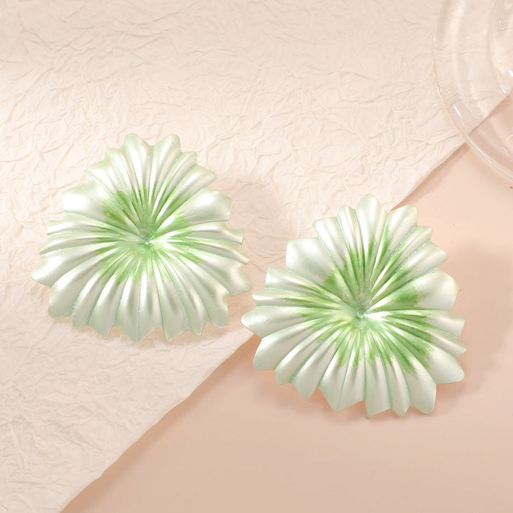 Women's Hair Clips in Elegant Plant Motif Land Girl