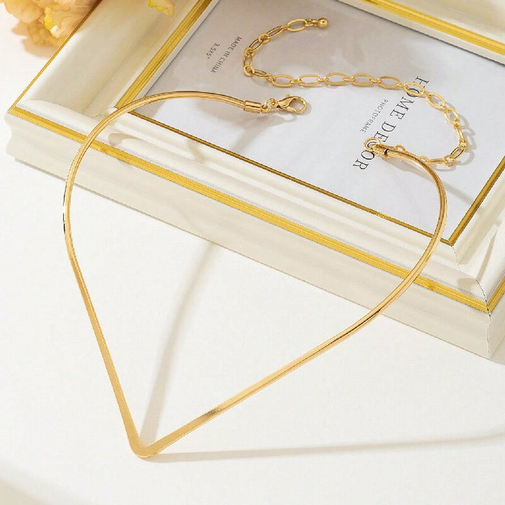 Women Choker Necklace with Modern V Design Land Girl