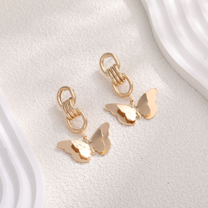 Ladies Elegant and Stylish Earrings with Floral Designs Land Girl
