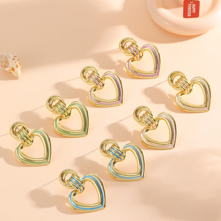 Women’s earrings in modern heart design Land Girl