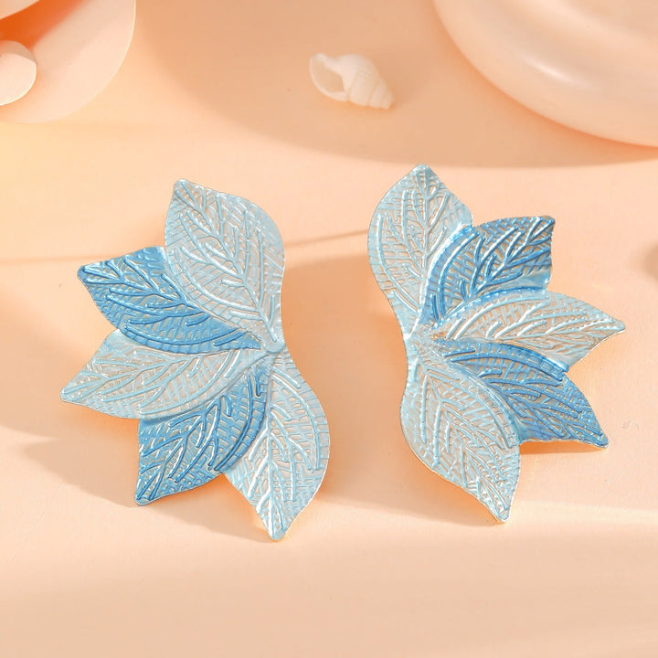 Women’s hair accessory with elaborate leaf design Land Girl