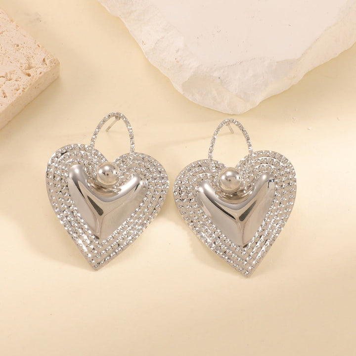 Ladies Heart-Shaped Earrings with Sparkling Zircon Decorations Land Girl