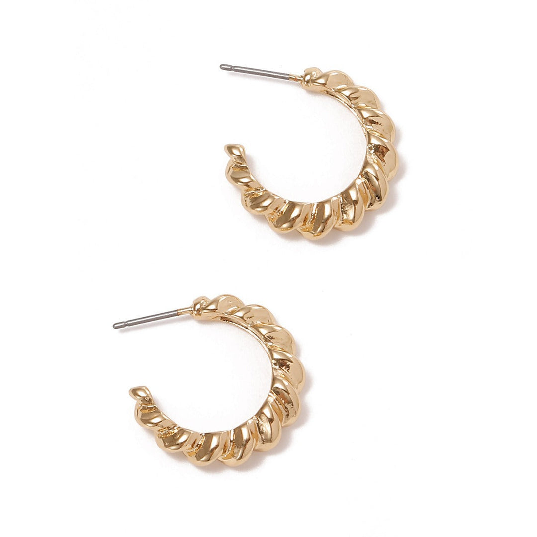 Women Hanging Earrings with Elegant Wave Design Land Girl