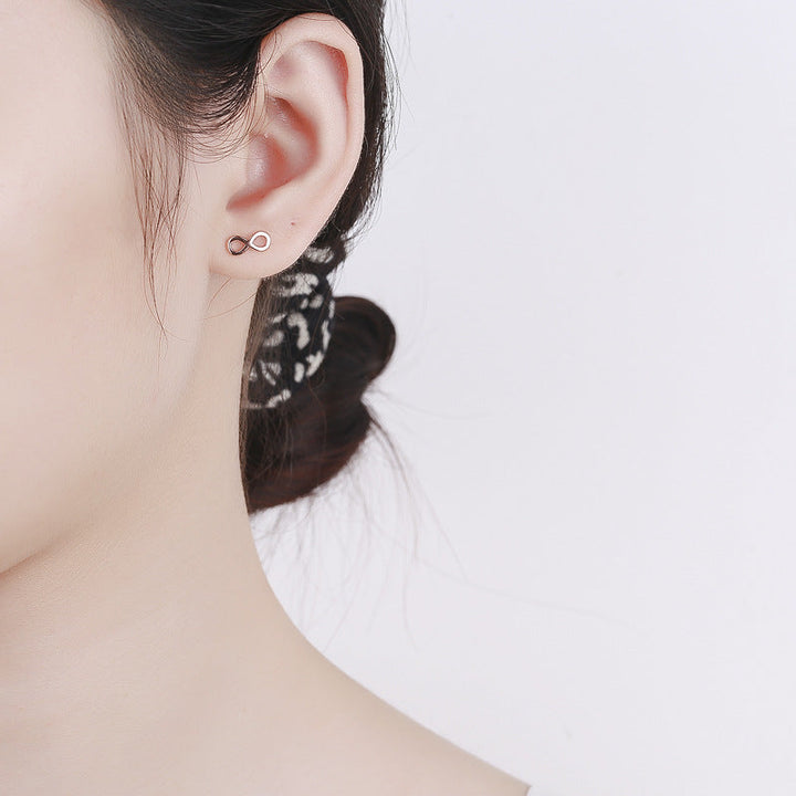 Ladies earrings in infinity design made of high-quality material Land Girl
