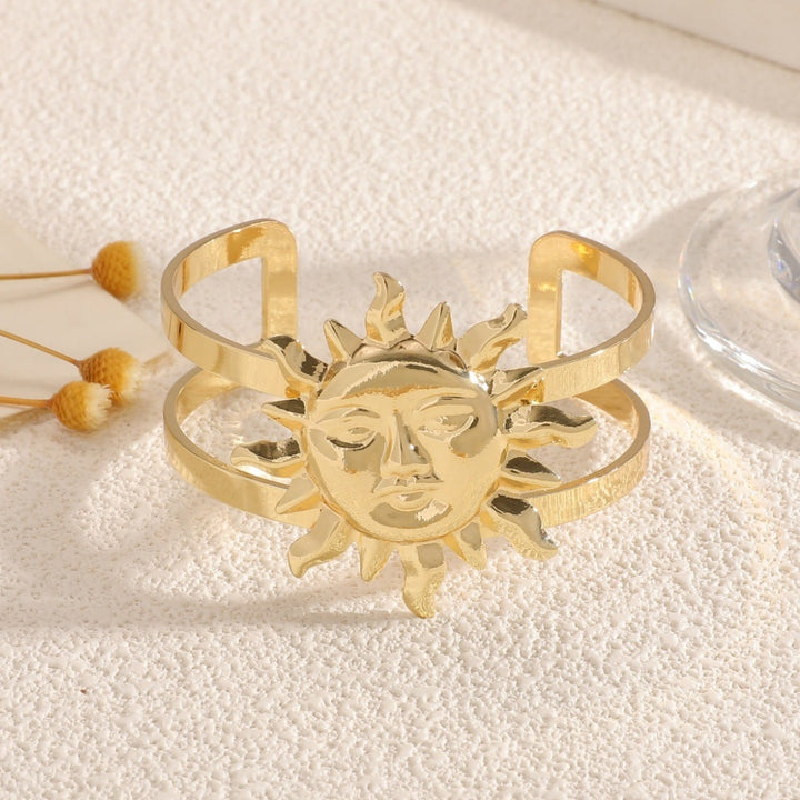 Women's bracelet with elaborate sun design Land Girl