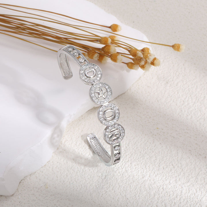 Ladies bracelet with elaborate infinity symbol and sparkling zirconia Land Girl