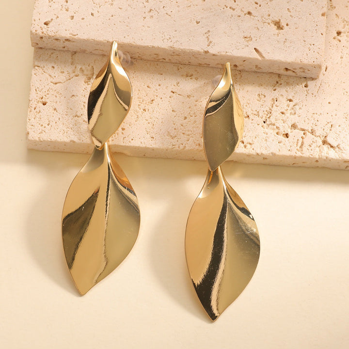 Women Hanging Earrings with Elegant Leaf Shape and Luxurious Finish Land Girl