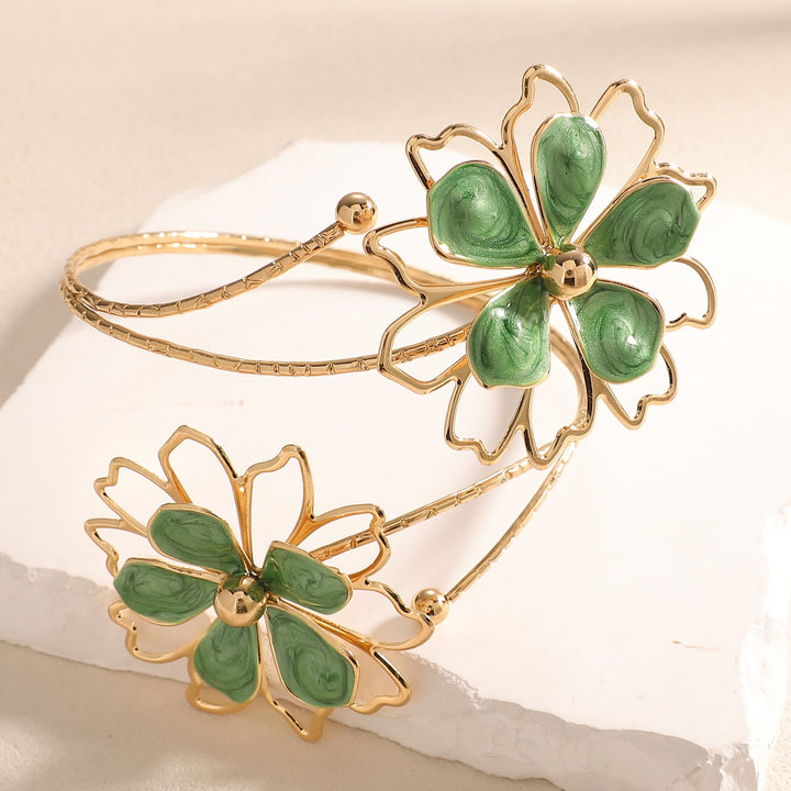Ladies bracelet with artistic flower design Land Girl