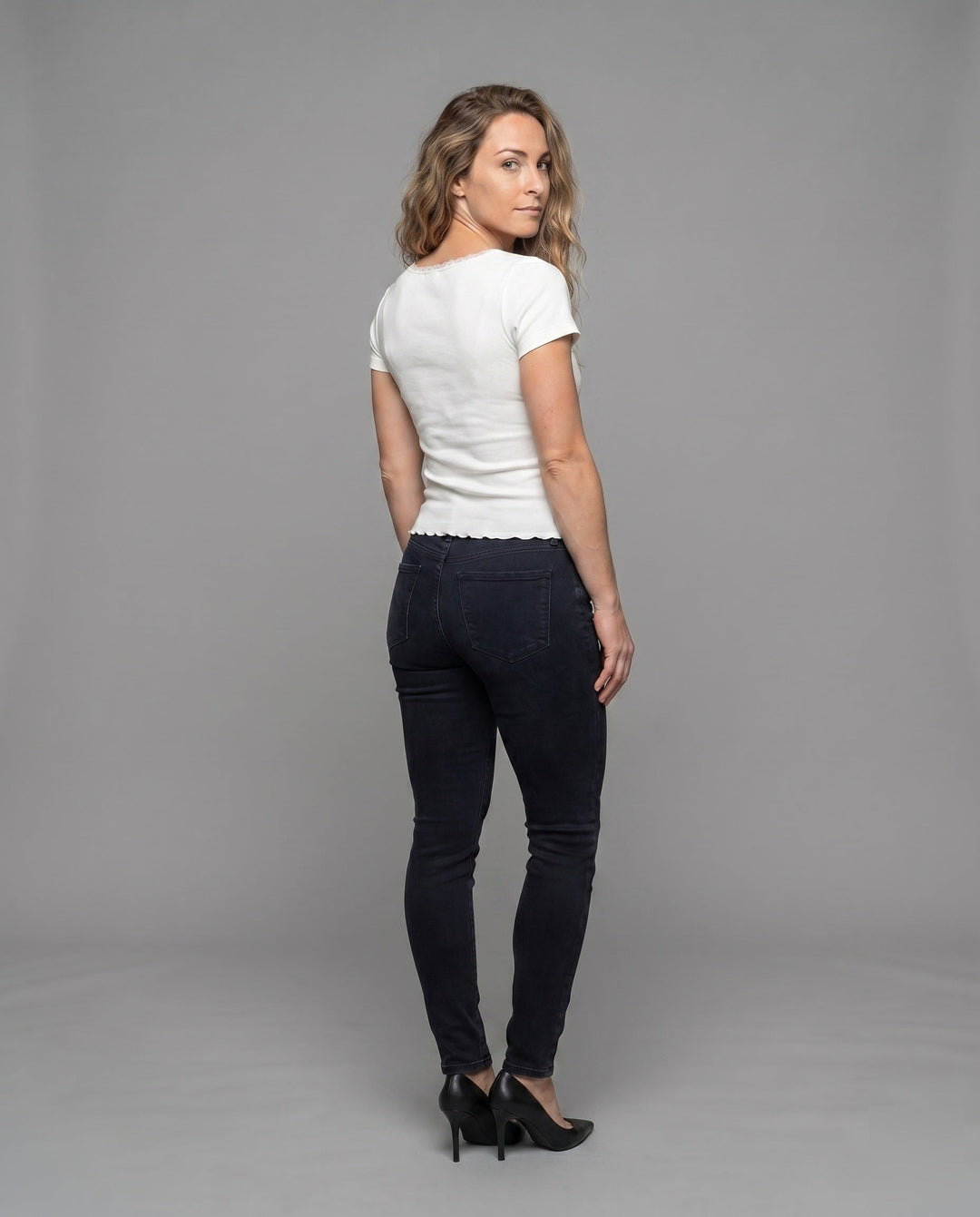 Product 15636507558218 - back_view