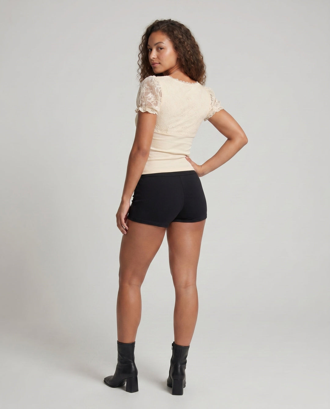 Product 15637875818826 - back_view